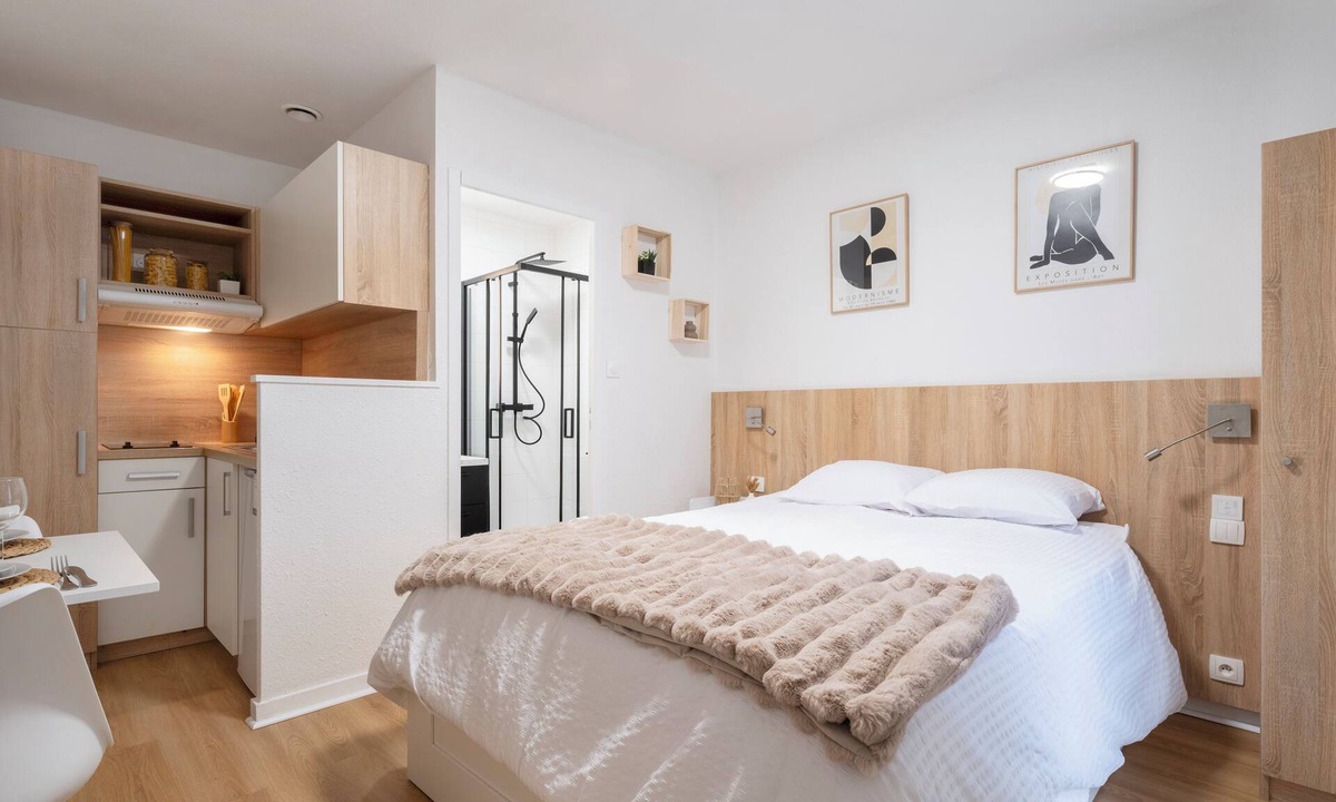 Amneville Apartment | Studios de la forêt: a cocoon in the heart of Amnéville's tourist center