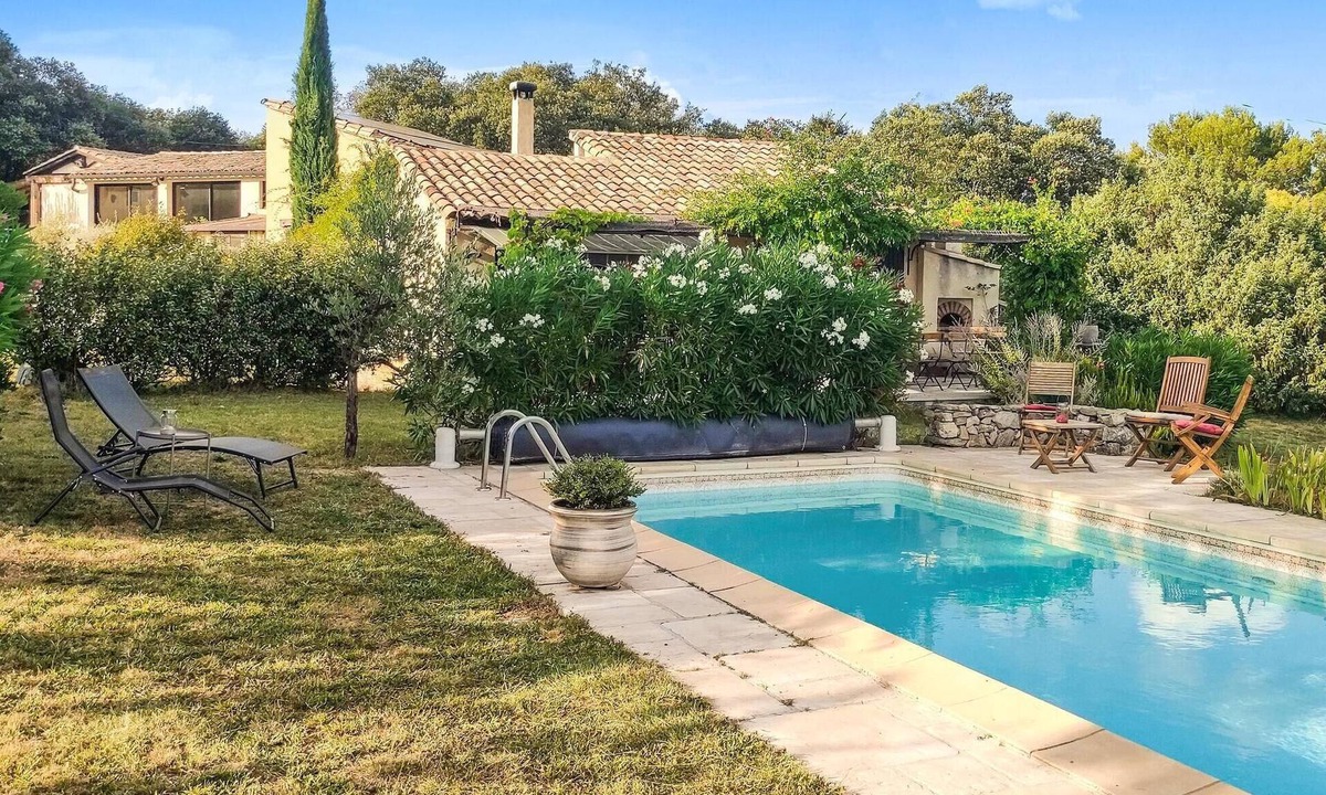Roussas House | Stunning home in Roussas