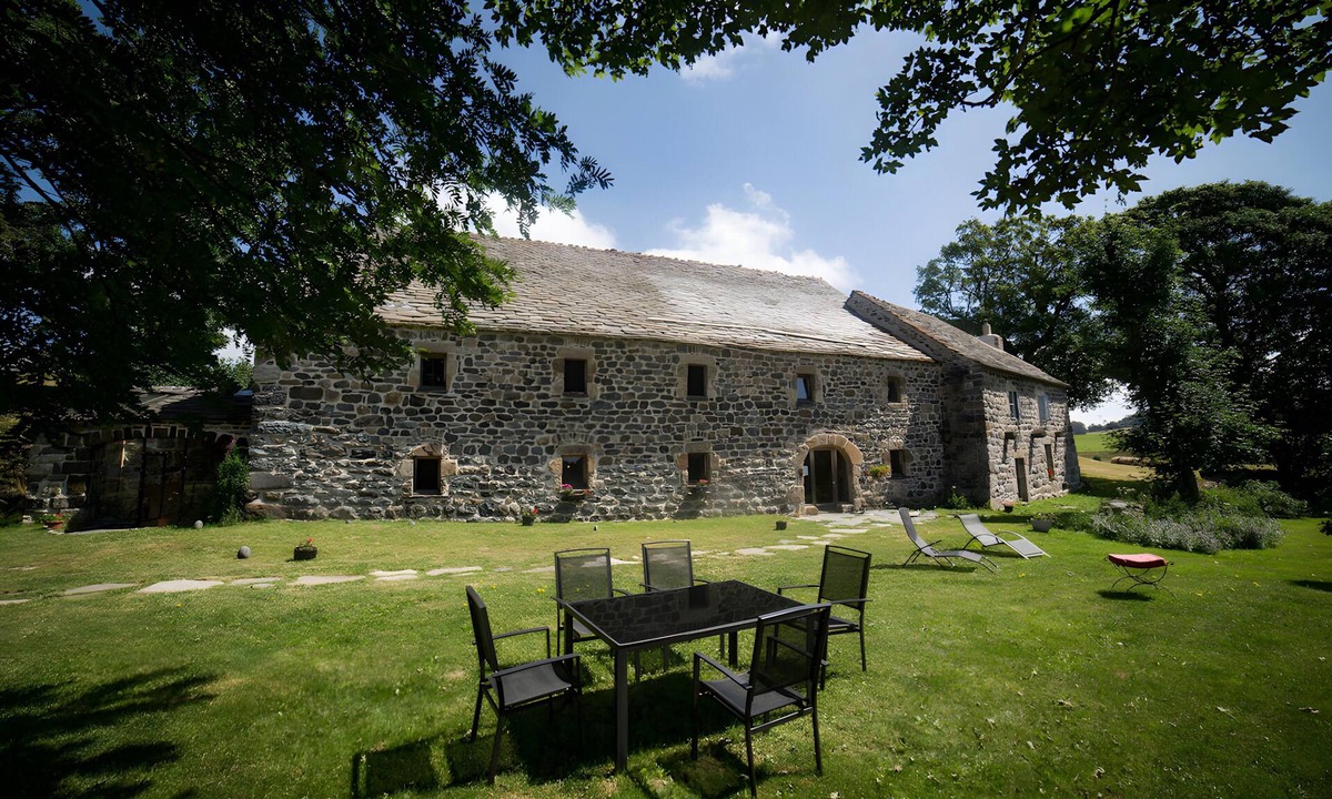 Sagnes-et-Goudoulet House | Suchasson: Exceptional Gîte in Ardèche