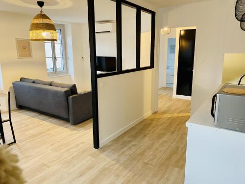Montceau-les-Mines Apartment | Suite 24 L'Annexe