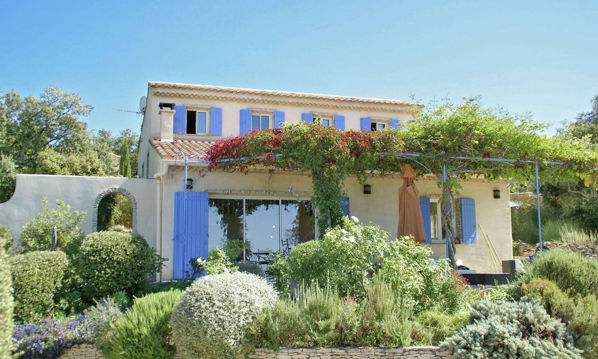 Villes-sur-Auzon Villa | Sunny Provence Getaway