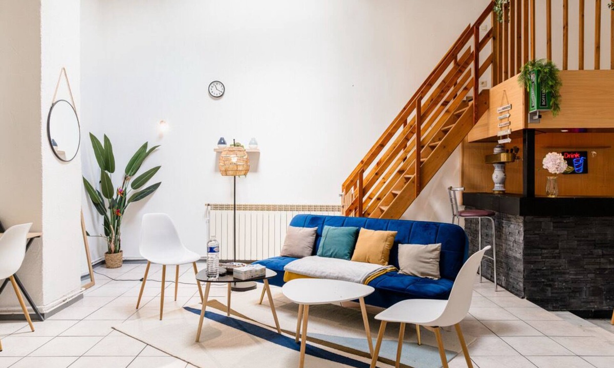Ancy-Dornot Apartment | T4 93m² -Modern & old charm with wooden beams, bright, pets welcome!