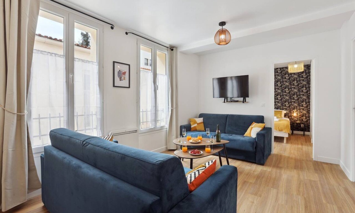 Montreuil Apartment | TBS 148 - Bright and elegant apartment