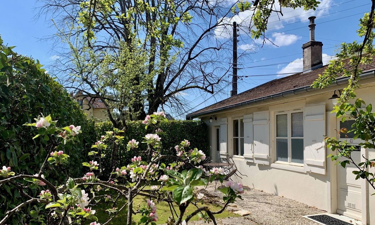Saint-Jean-Baptiste House | THE APPENDIX OF 8, CHARMING APARTMENT 4 ****
