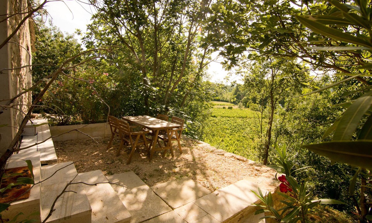 Mollans-sur-Ouveze House | The Bergerie in old farmhouse, very quiet