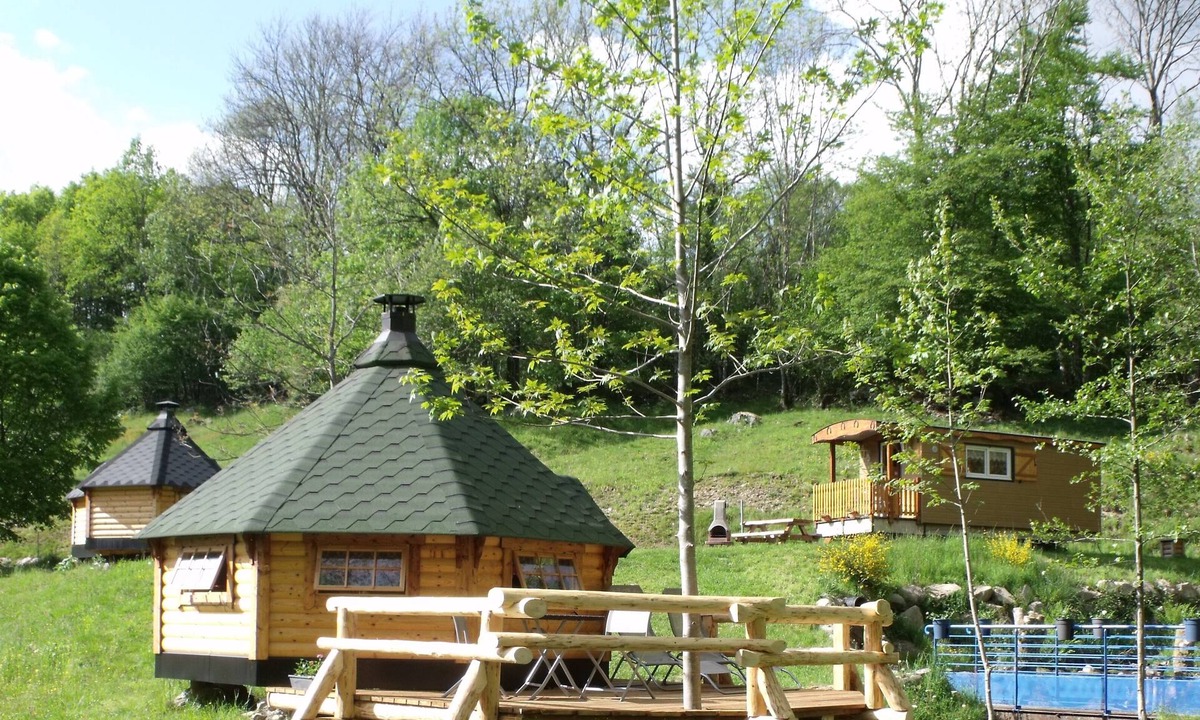 Ferdrupt Ski Chalet | The Cabane Kota 'chambre d'hôte' at Domaine du Châtelet