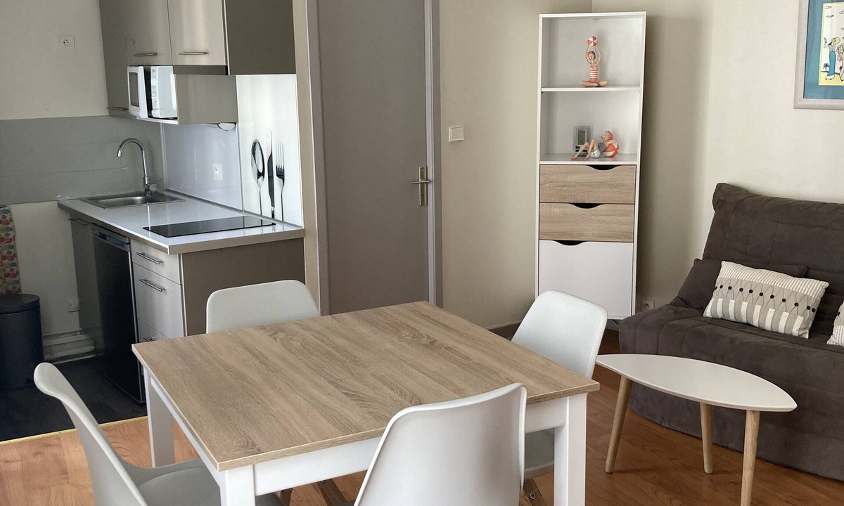 La Rochelle City Centre Apartment | The Old Port Apartment