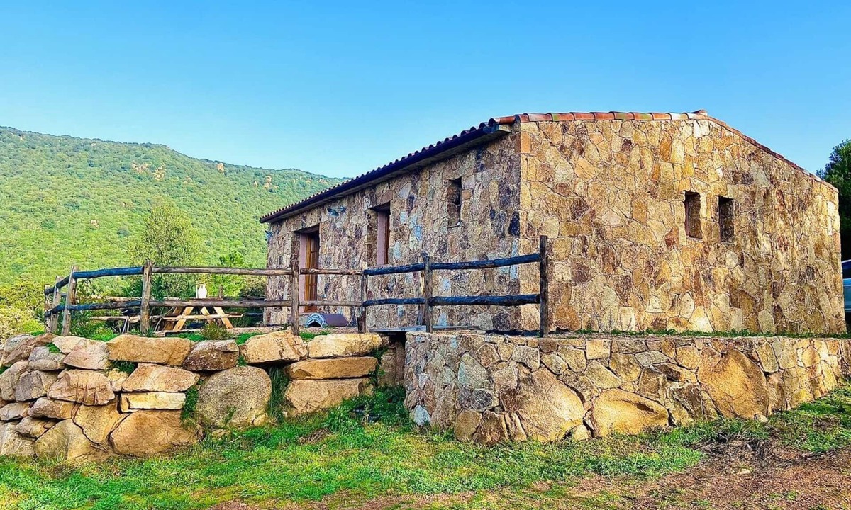Monacia-d'Aullene House | The sheepfolds of Monacia