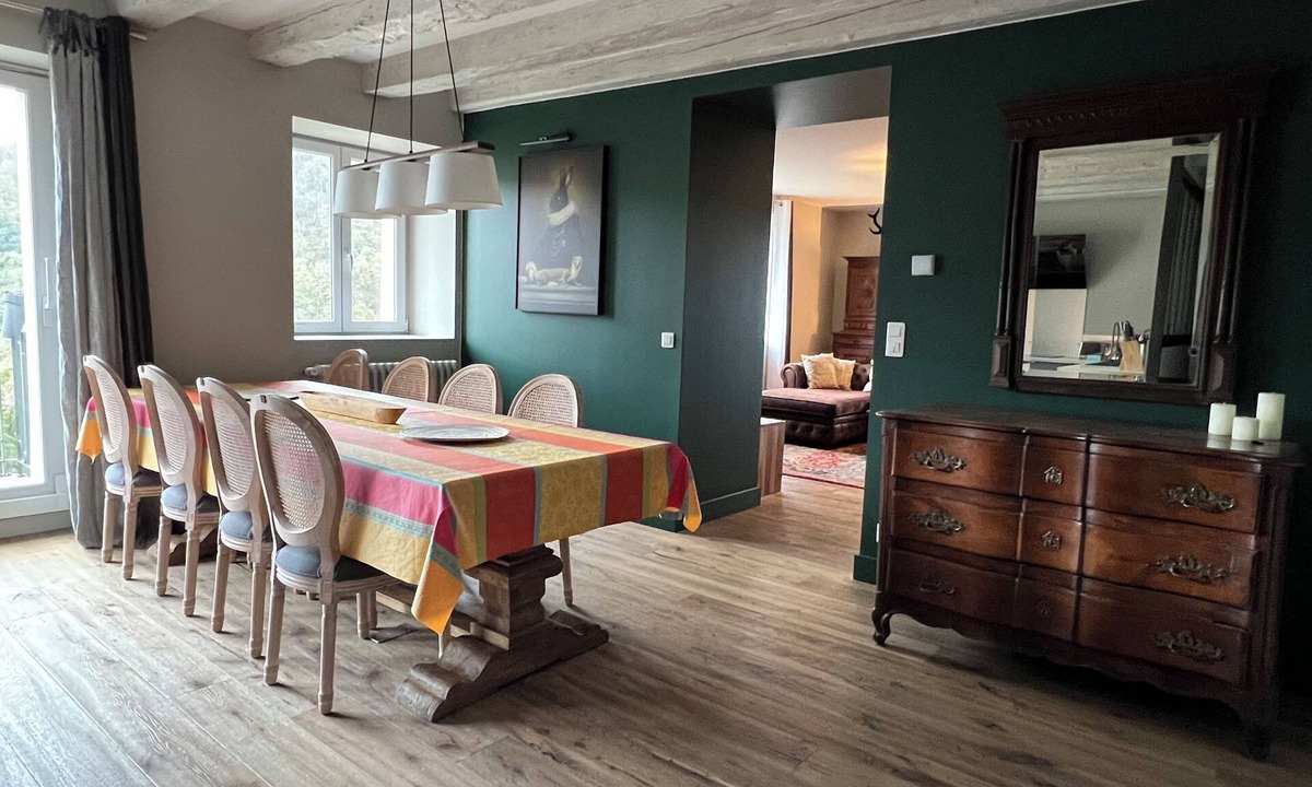 Besancon Old Town Apartment | Timeless Luxury in the Heart of the Old Town