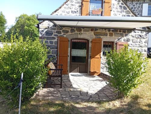 Saint-Martin-sous-Vigouroux House | Tiny Cantalou