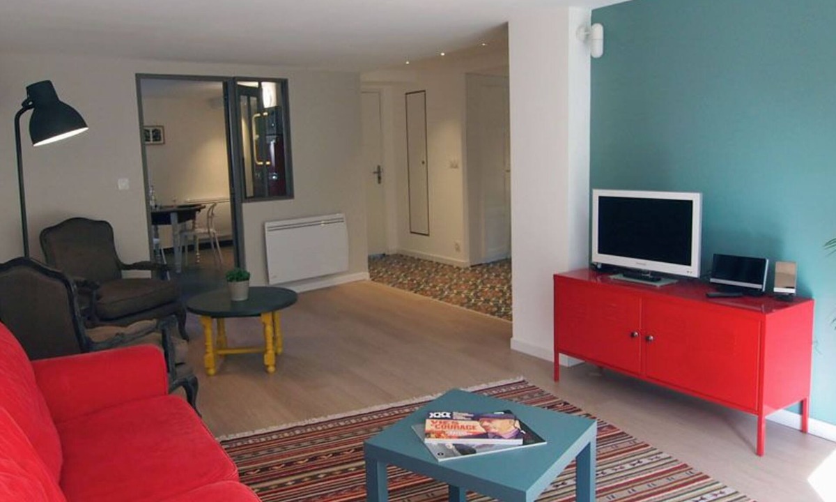 Minimes - Barriere de Paris Apartment | Toulouse Minimes – Spacious One-Bedroom Apartment with Garden and [P] – Canal du Midi.