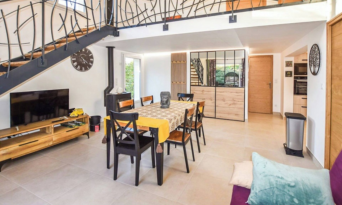 Villes-sur-Auzon House | Tranquil cottage with views of Mont Ventoux