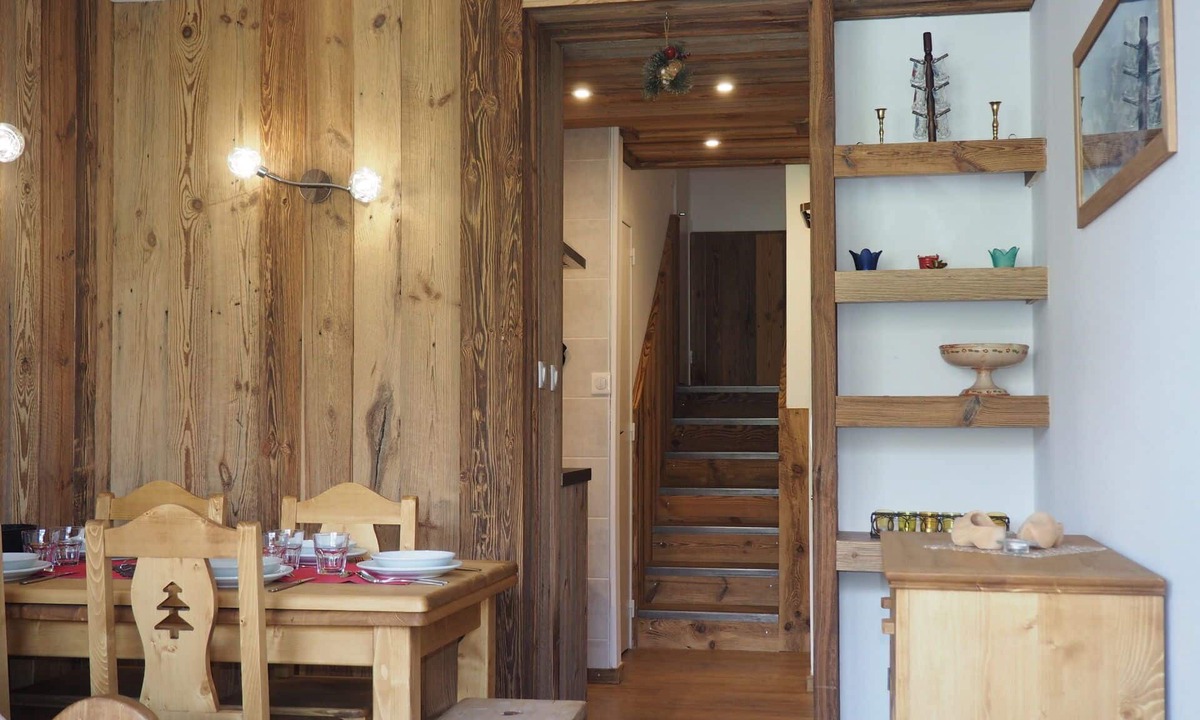 Les Allues Apartment | travelski home select - Résidence les Lauzes