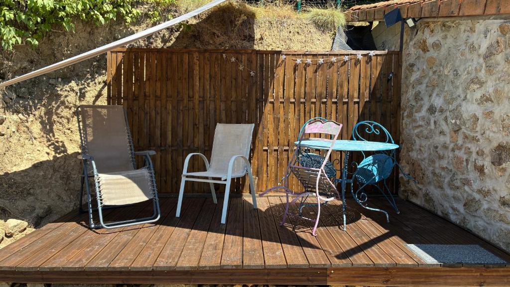 Saint-Prix House | Un train à la découverte des cimes en Ardèche