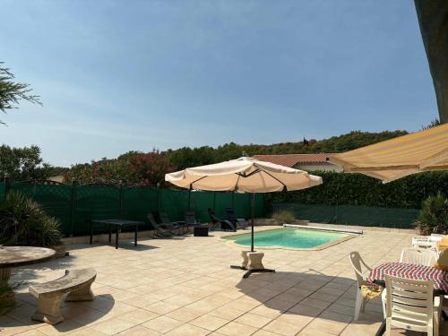 Charols Apartment | Vacation Home in Drôme