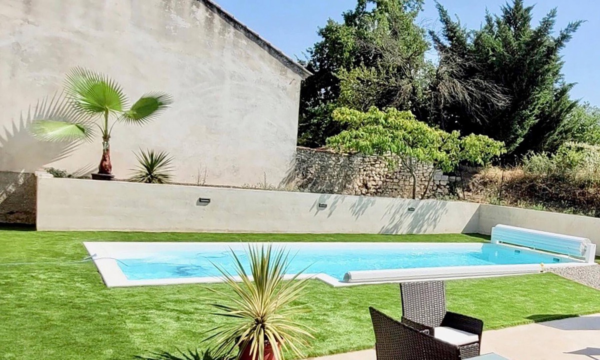 Saint-Didier Apartment | Vacation Home in Provence Near Mont Ventoux