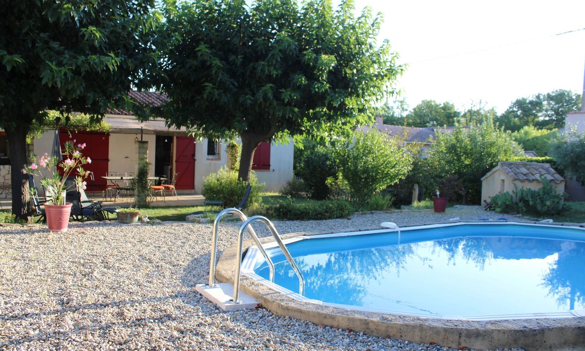 Entrechaux House | Vacation house with pool between Vaison and Ventoux