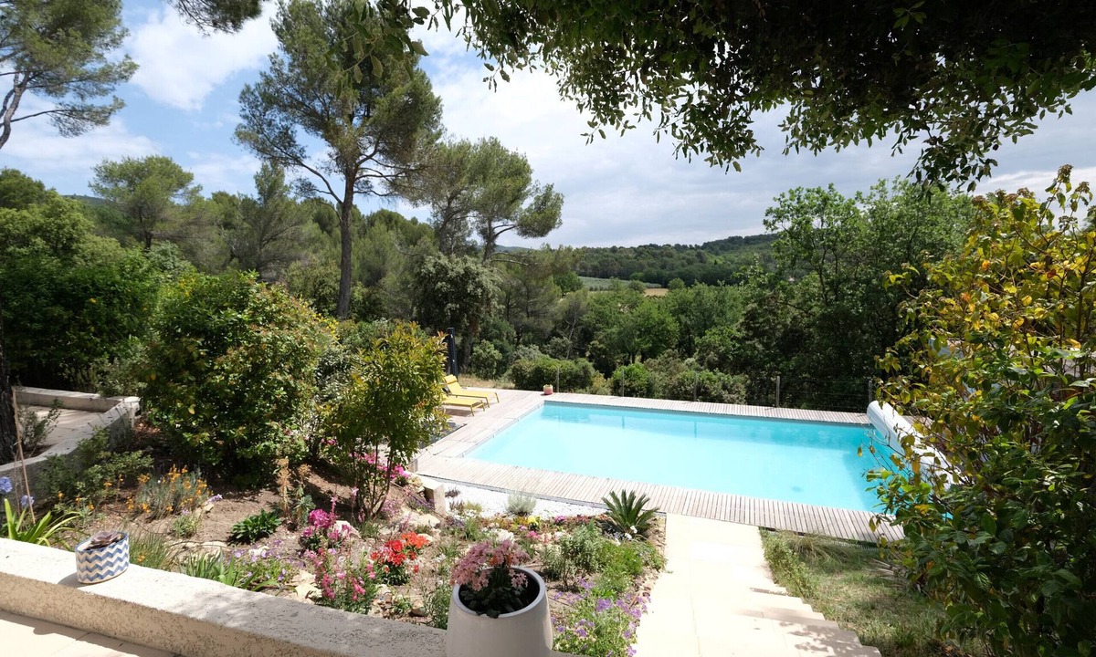 Puget Villa | Vacation rental house with pool PUGET LS2-405