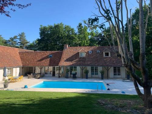 Dampierre-en-Yvelines Villa | Valley of Chevreuse - Dampierre - Beautiful villa