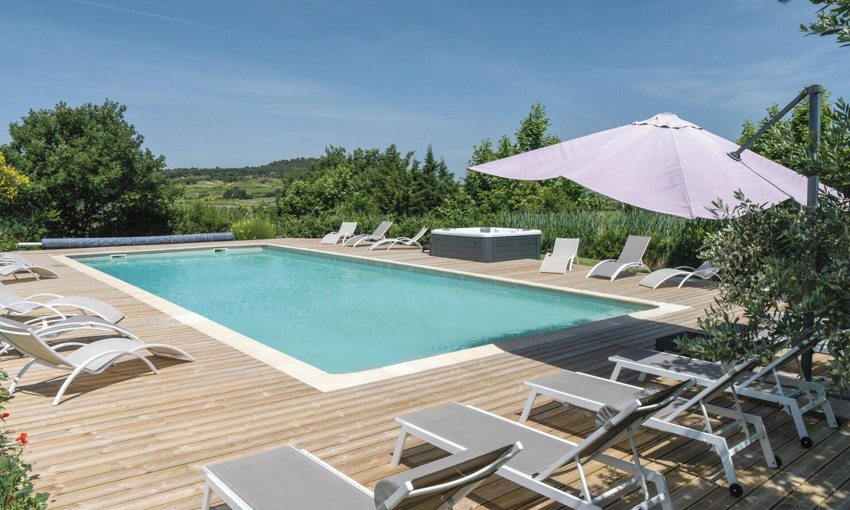 Methamis Villa | VENTOUX - LUBERON Large Mas for 20 people - Superb panoramic heated swimming pool