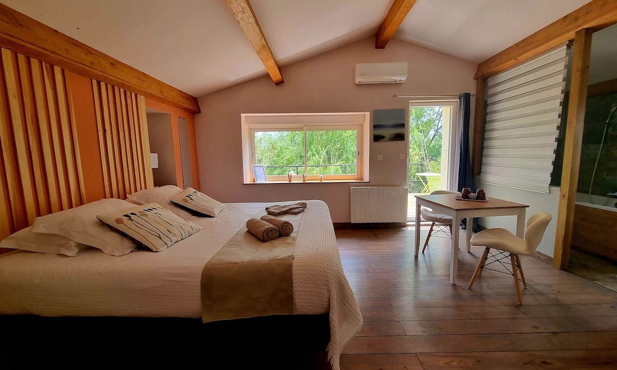Bessan Bed & Breakfast | Villa Alyzea