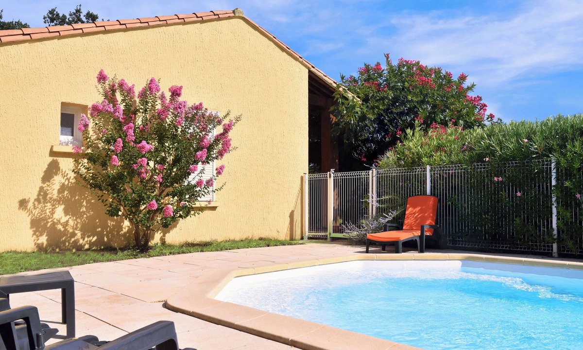 Sauzet House | Villa Confort in Montélimar with Private Pool