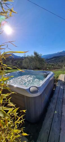 Buis-les-Baronnies Bed & Breakfast | Villa Férus Piscine chauffée chambres d'hôtes