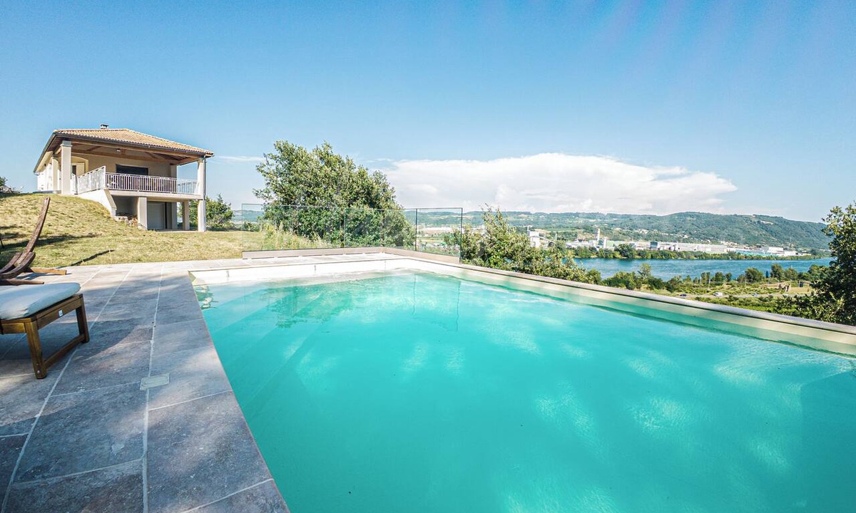 Andance House | Villa for 10 people with a private pool