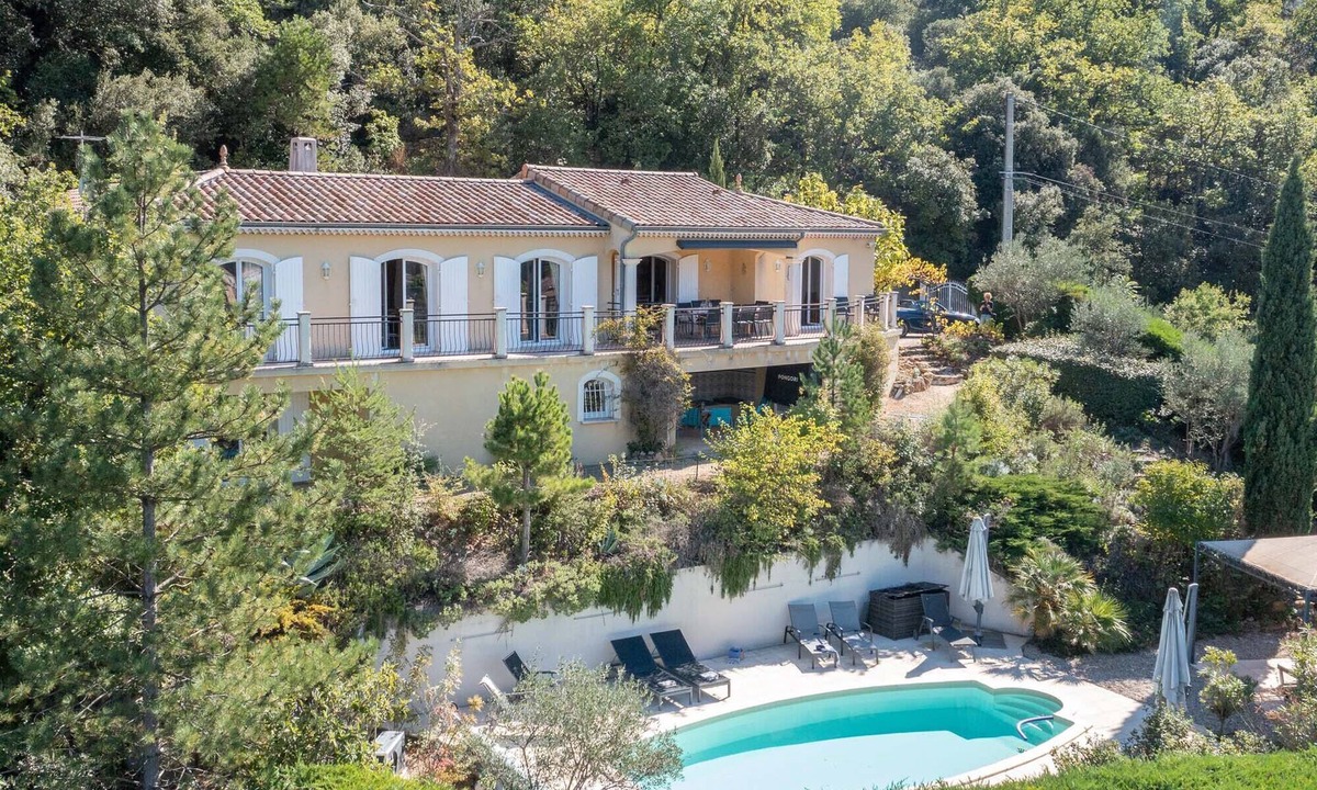 Nyons Villa | Villa La Vallée – Luxury holiday villa in Nyons with heated pool