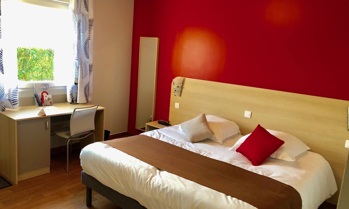 Stenay Hotel | Villa Motel