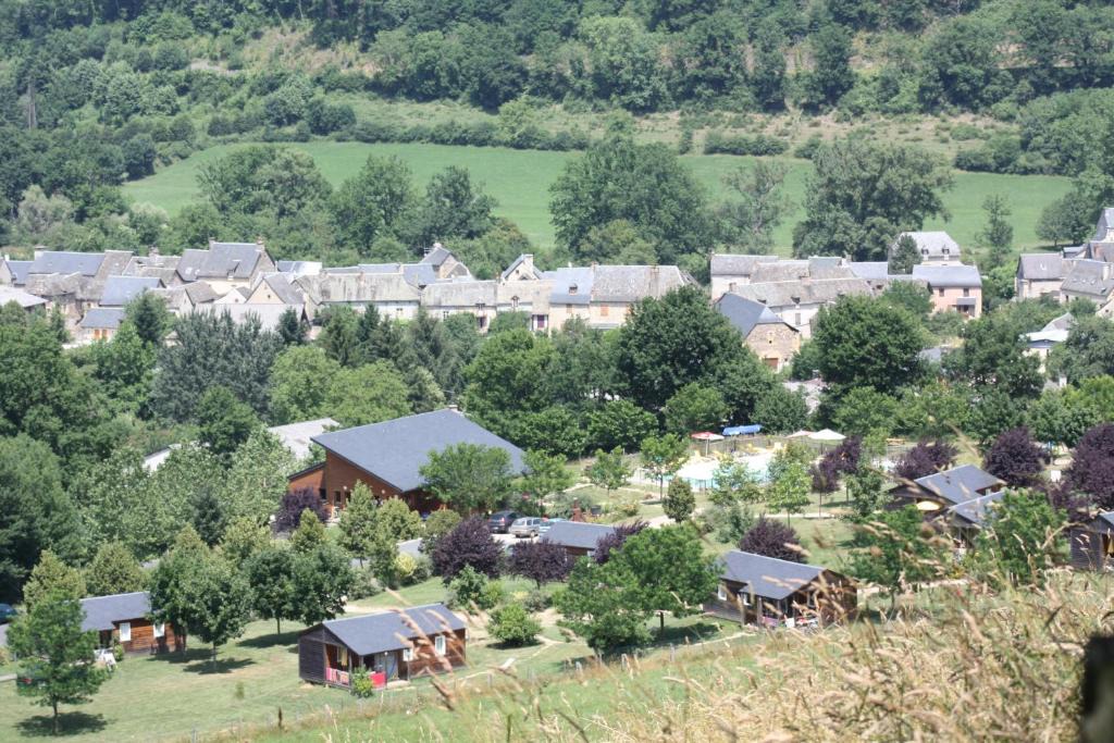 Sainte-Eulalie-d'Olt Resort | Village de Gite - La Cascade
