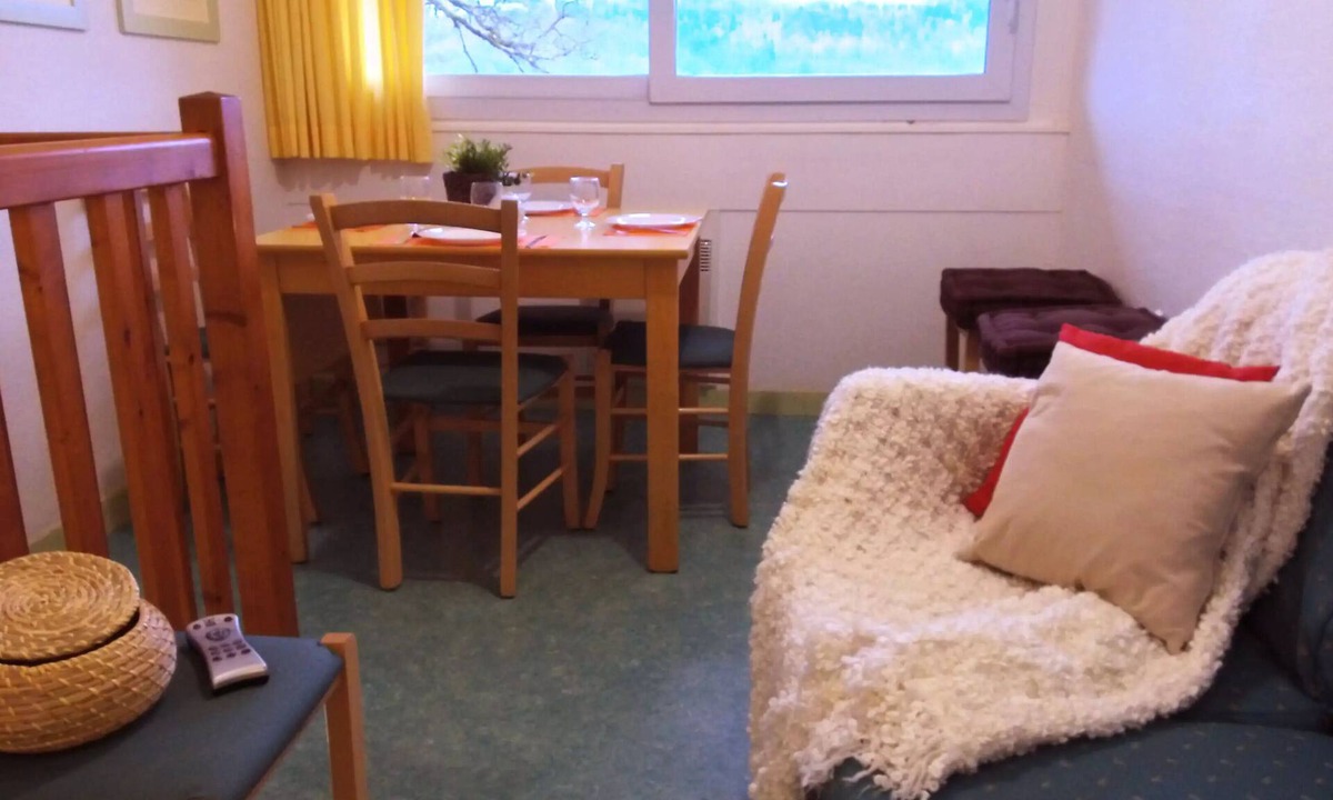 Maisod Villa | VVF Jura Lac de Vouglans - 3 Room Gite 5 People 1 baby