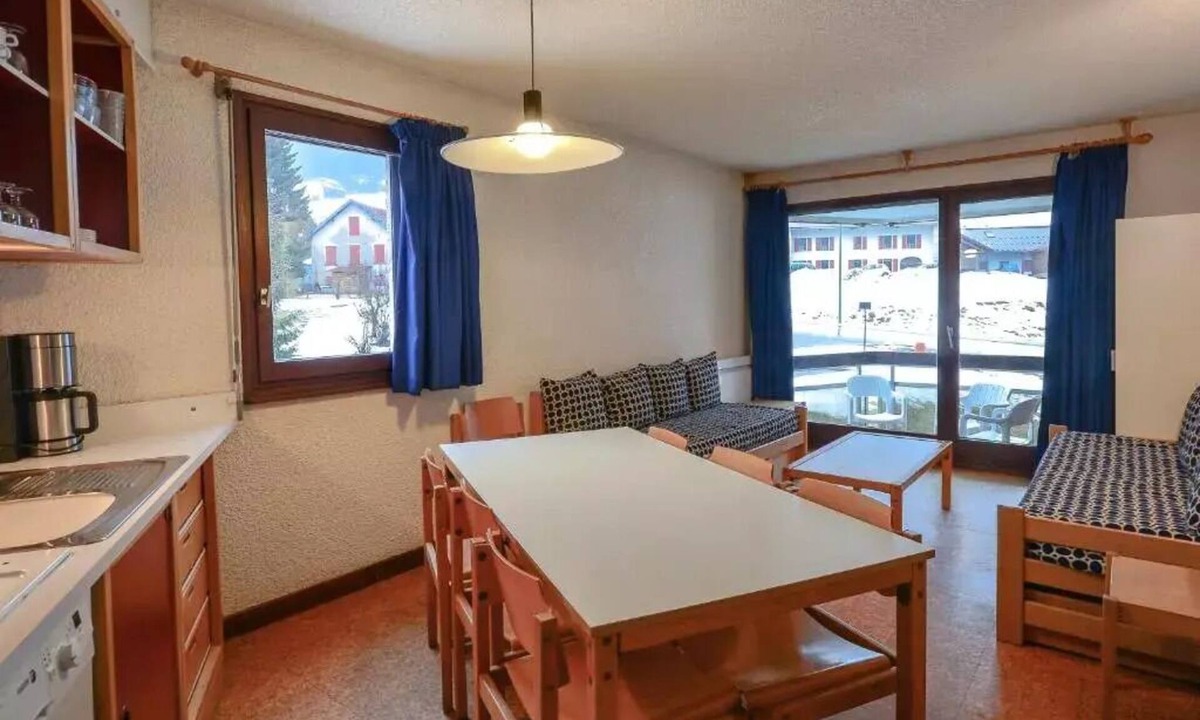 Lelex Apartment | VVF Les Monts Jura - 3 Room Apartment 8 People