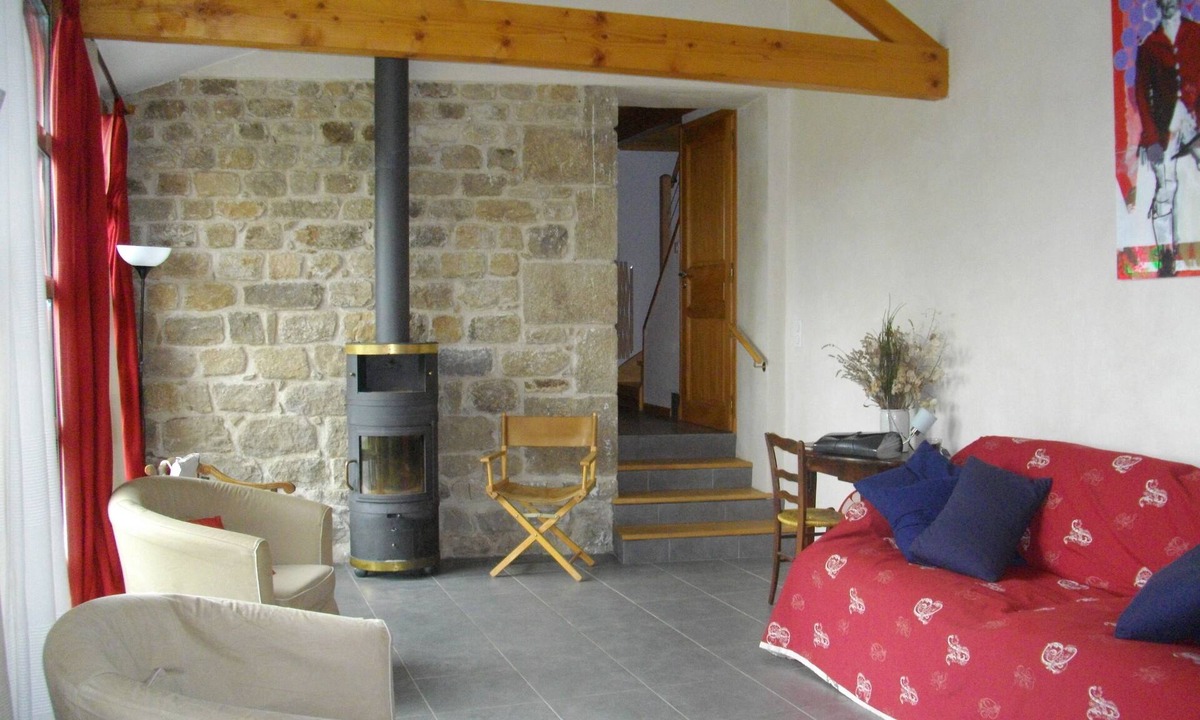 Job House | Warm, quiet house, ideal for hiking to the high plateaux.
