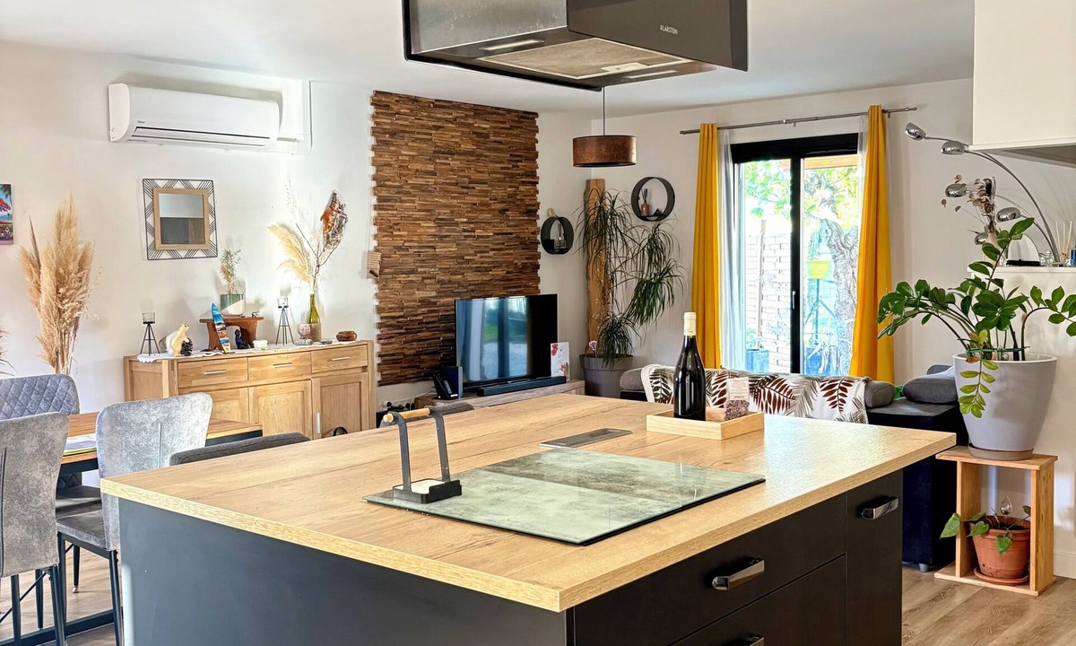 Saint-Orens-de-Gameville House | Welcome to NOUT TI KAZ: Like at home, far from home
