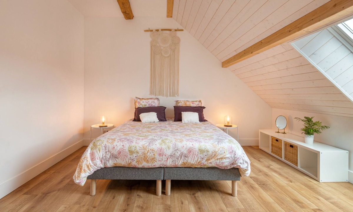 Cenans House | Well-being house by the river