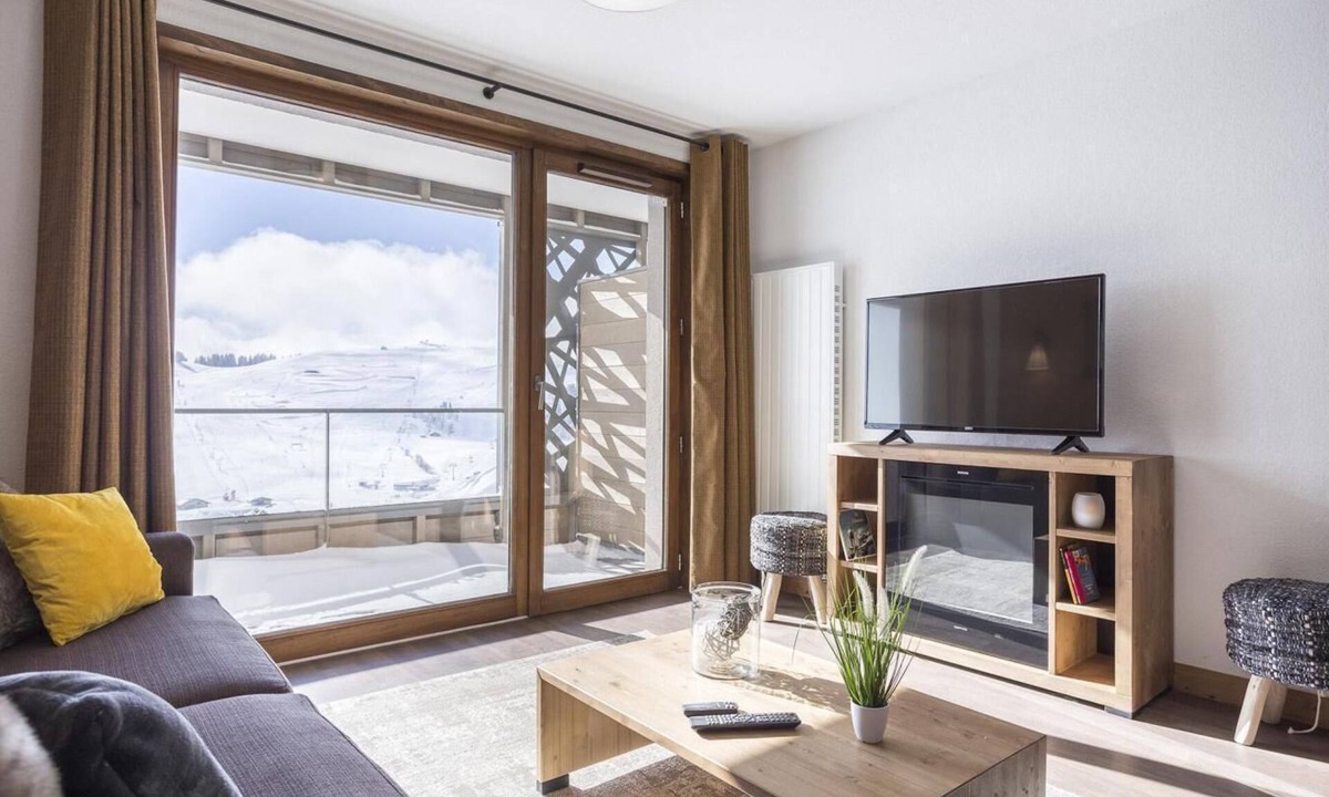 Les Saisies Apartment | Wifi, 200m from shops, swimming pool, terrace, balcony, tv, ski locker, 57-63m², Les Saisies