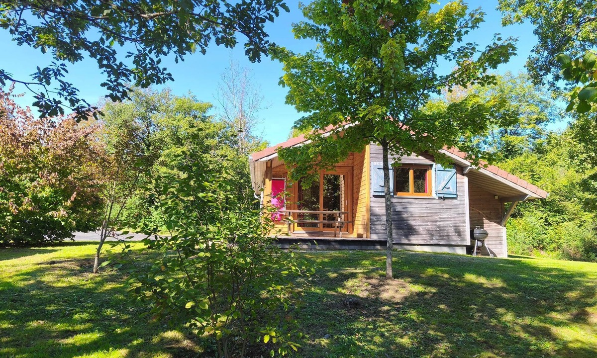 Bonlieu Ski Chalet | Your chalet 1500m from the Cascades