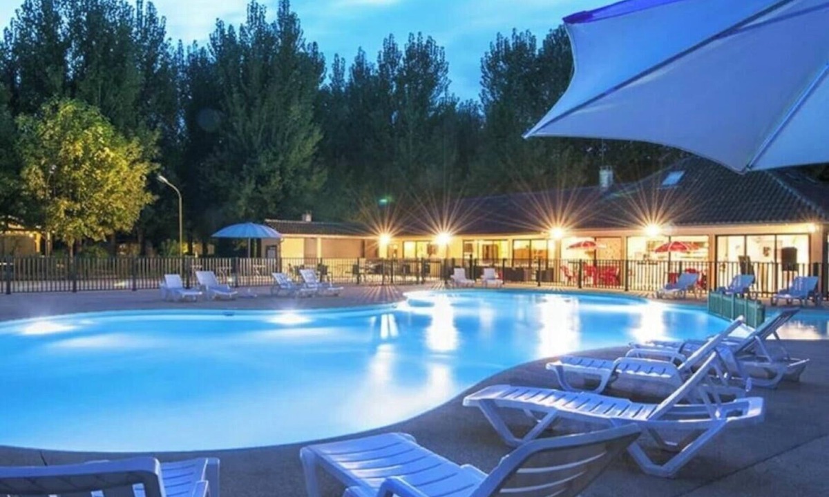 Saint Sozy House | ZEcamping 2 étoiles pataugeoire piscine dog friendly mobil-home 4 pers
