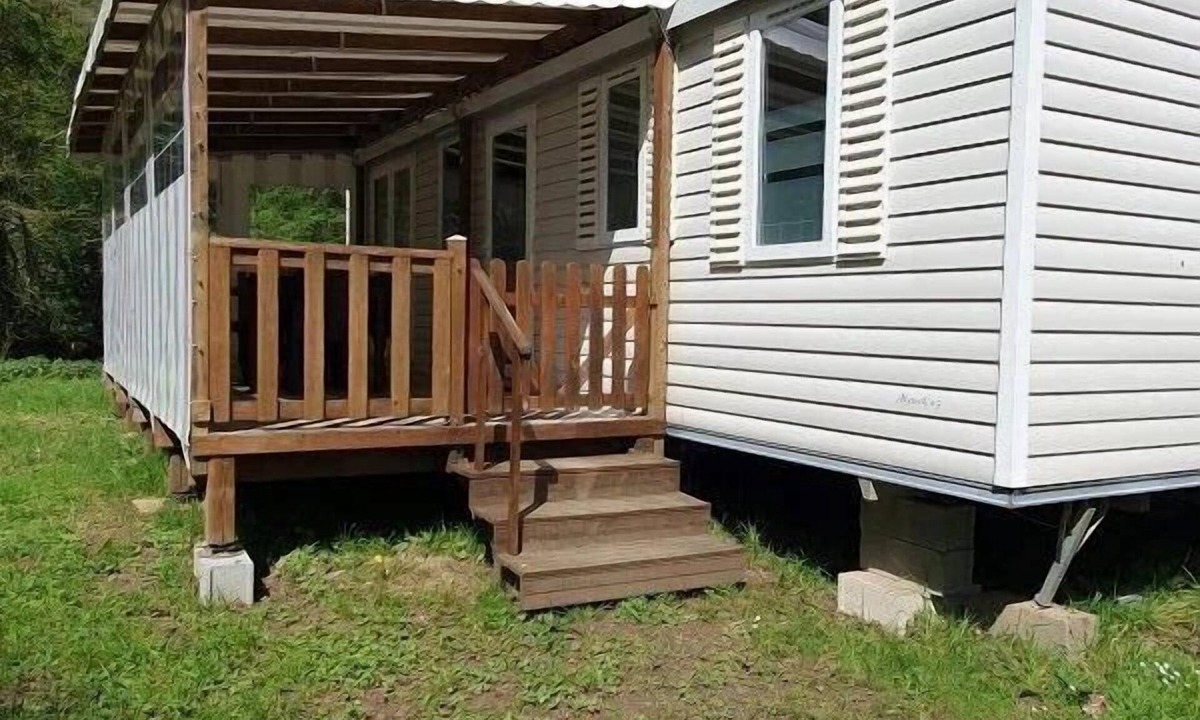 Le Change House | ZEcamping 3 étoiles piscine chauffée animaux acceptés locatif LV BBQ clim