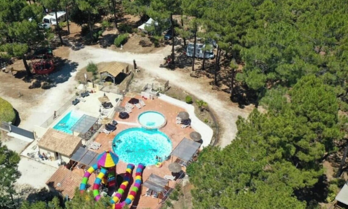 Bollene Cabin | ZEcamping 3 étoiles piscine chauffée toboggans cottage 28m2 4 pers