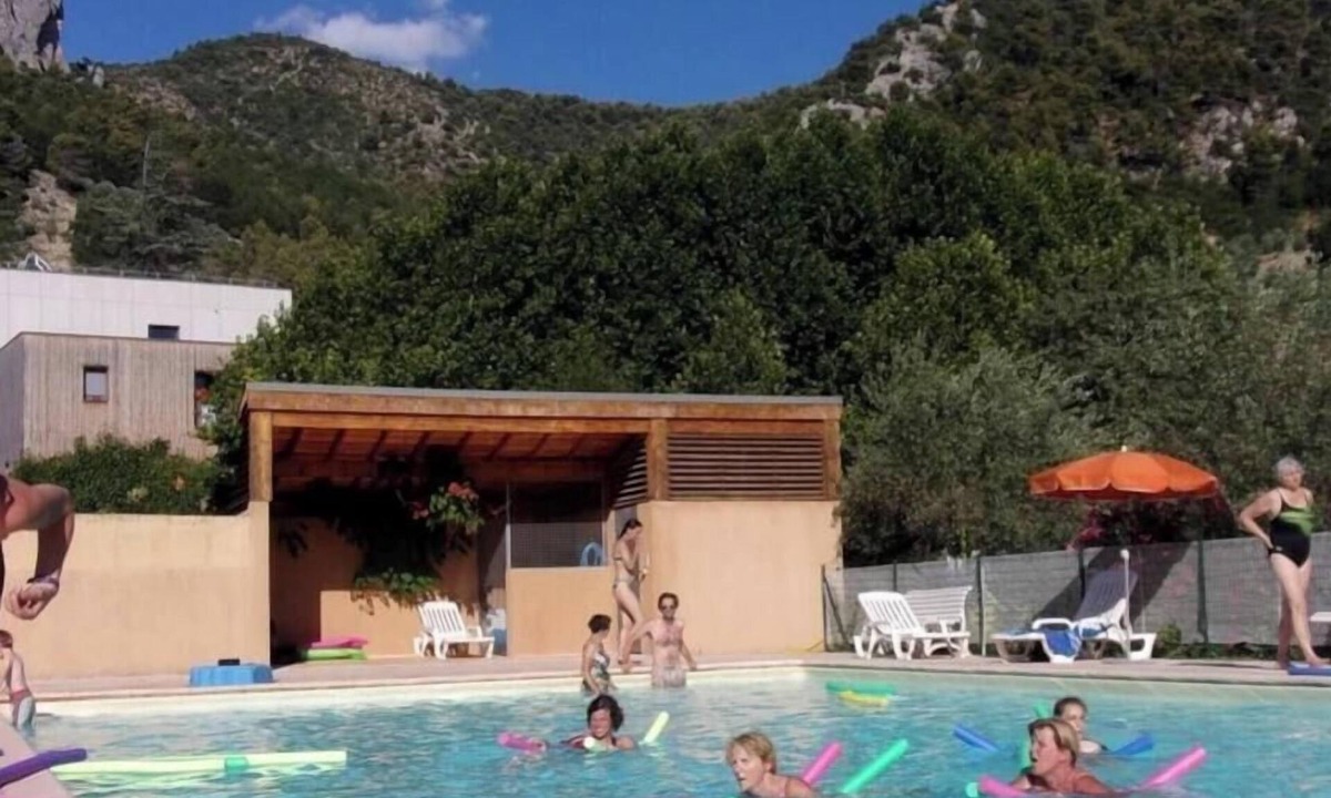Buis-les-Baronnies House | ZEcamping 3* piscine club enfant hammam locatif 30m2 5 pers