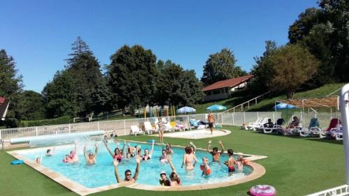 Le Grand Serre Other | ZEcamping 4 étoiles dog friendly avec club enfant piscine chauffée et tennis
