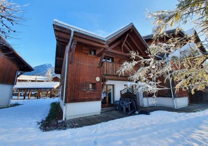 3 bedroom chalet with shared swimming pool access, downstairs recently renovated