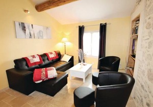 6 bedroom accommodation in Malataverne