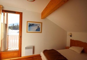 Chalet 3 Pièces 6 Pers. avec Terrasse à SuperDévoluy - FR-1-504-450