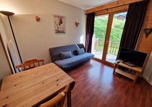 Cozy 2-Room Cabin for 4/6 - Prime Location near Lifts & Shops