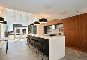 Hip South Loop Studio w/Lounge, Pool & Gym nr Grant Park, by Blueground in Chicago