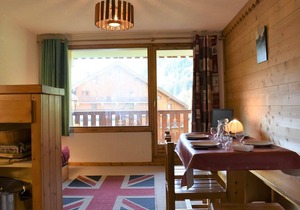 Studio for 4 in Méribel, near slopes, balcony, ski locker, no pets allowed