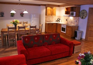 Wifi, 50m from resort center, fitness, swimming pool, sauna, hammam, balcony, tv, ski locker, 128m²